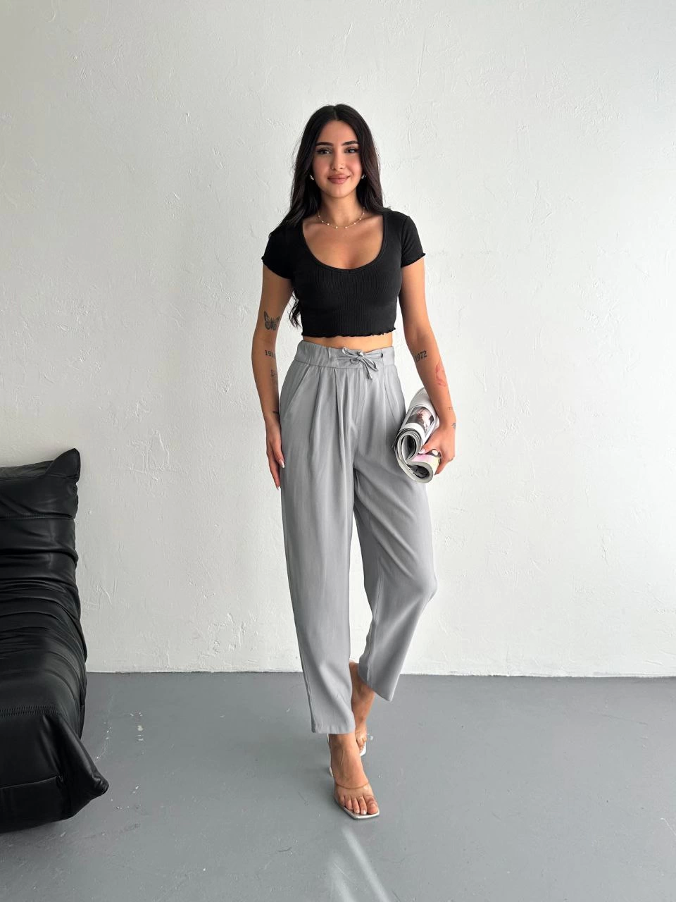 Tencel Kadın Yüksel Bel Beli Bağcıklı Rahat Boru Paça Pantalon - Füme