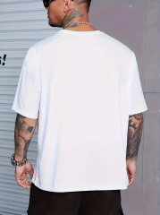 Eşsiz Baskı Tasarımlı Şık Büyük Beden Erkek Tişörtü - Rahat Polyester, Makinede Yıkanabilir, Yuvarlak Yaka - Her Mevsim İçin Mükemmel - Beyaz