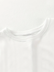 [Günlük T-Shirt] Hafif Kadın Günlük T-Shirt | Bol Kesim, Kısa Kollu, Yuvarlak Yaka, Eğlenceli Karikatür Ayı ve ''Umrumda Değil'' Baskı - Günlük Stil, İlkbahar/Yaz- Beyaz